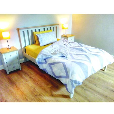 Number 25 Self Catering Apartments Ederney Ardess Bagian luar foto