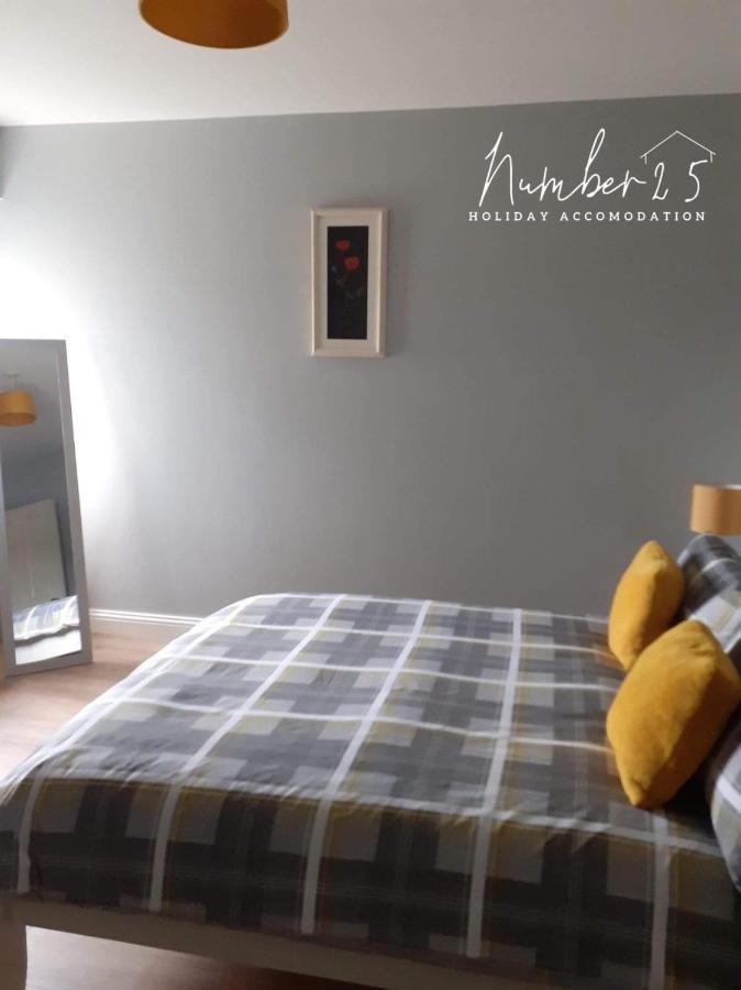 Number 25 Self Catering Apartments Ederney Ardess Bagian luar foto