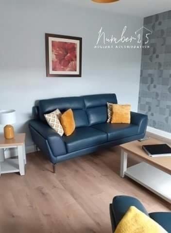 Number 25 Self Catering Apartments Ederney Ardess Bagian luar foto